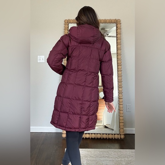 The North Face Metropolis Parka in Burgundy M - Picture 2 of 13